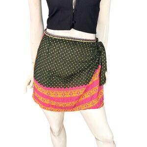 ZARA faux Wrap Mini Skirt crinkle‎ Floral Print whimsy Pink Green Small